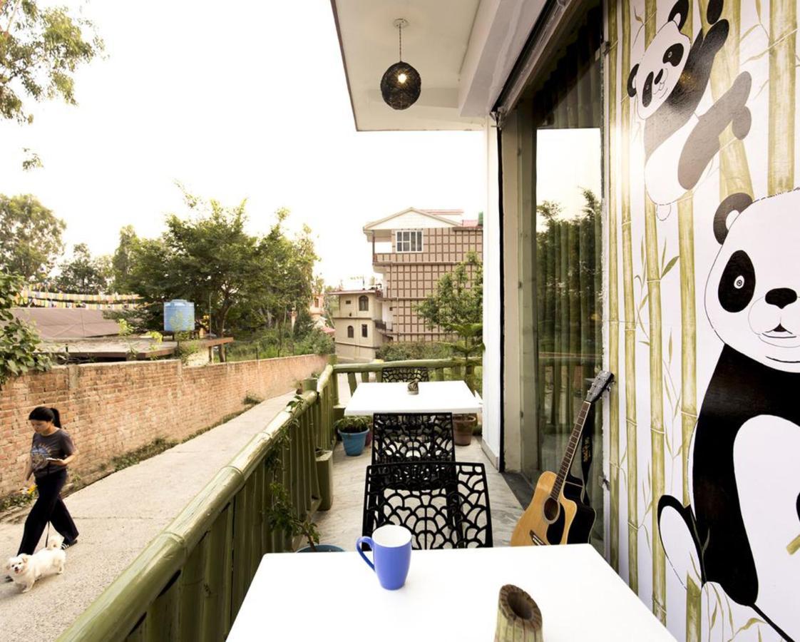 The Trippy Tribe Hostel Bir  Bagian luar foto
