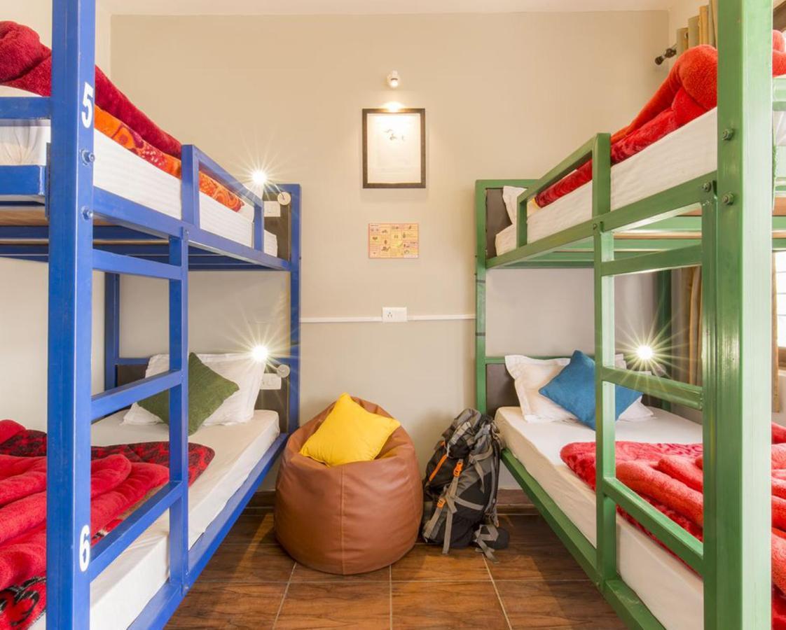 The Trippy Tribe Hostel Bir  Bagian luar foto
