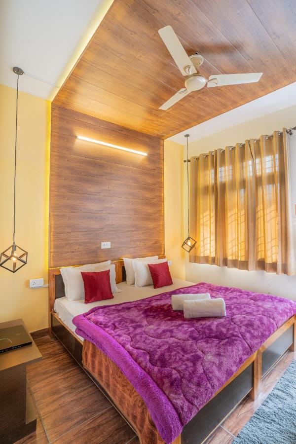 The Trippy Tribe Hostel Bir  Bagian luar foto