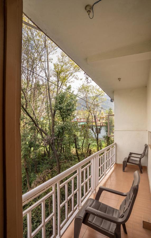The Trippy Tribe Hostel Bir  Bagian luar foto