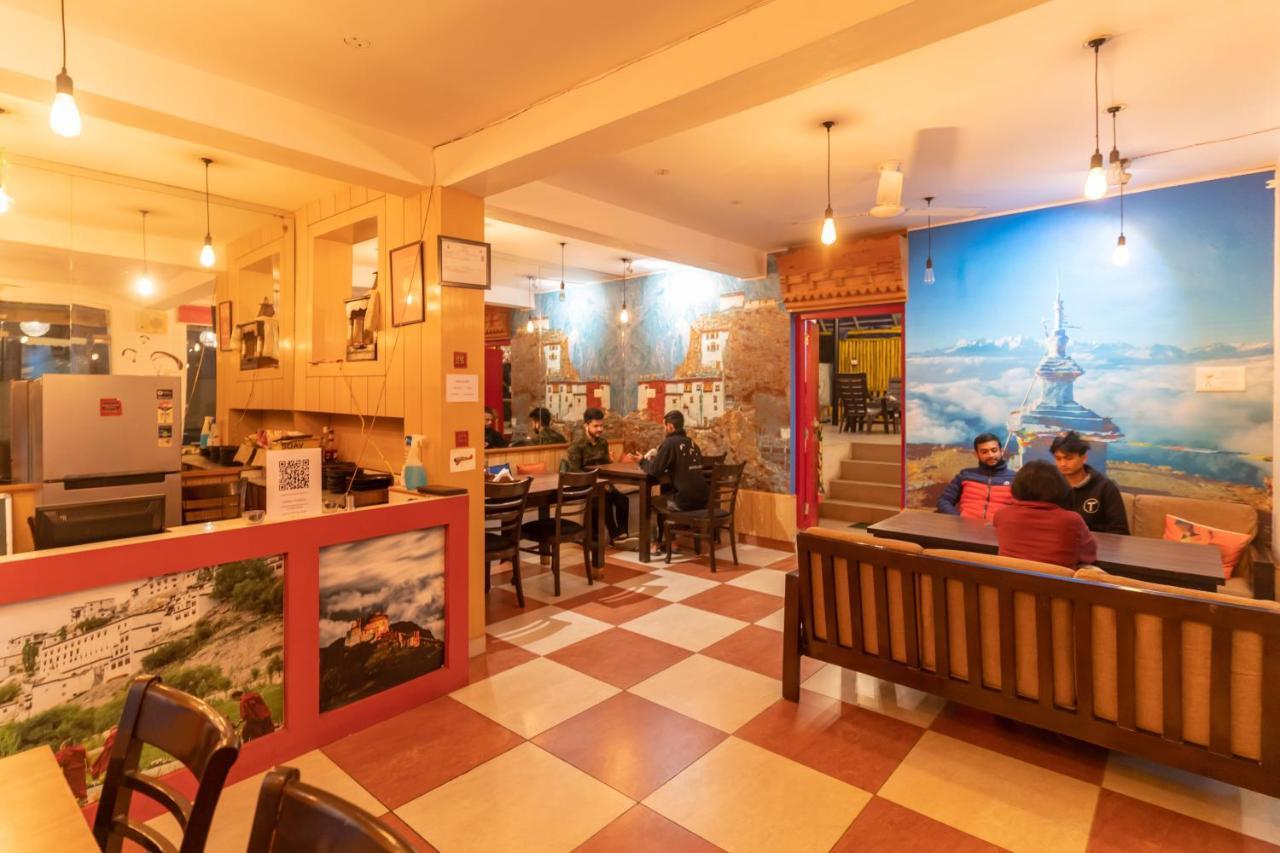 The Trippy Tribe Hostel Bir  Bagian luar foto