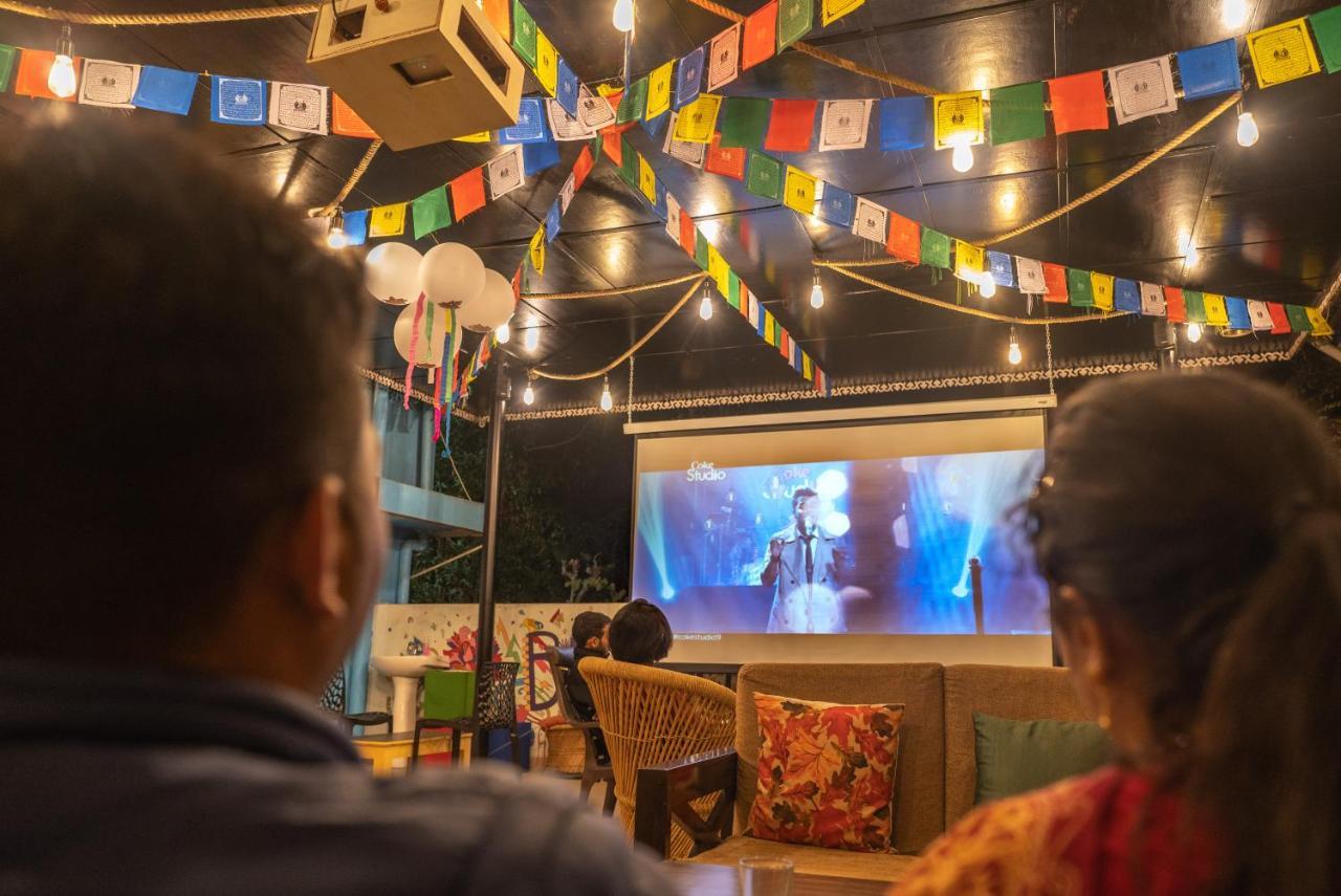 The Trippy Tribe Hostel Bir  Bagian luar foto