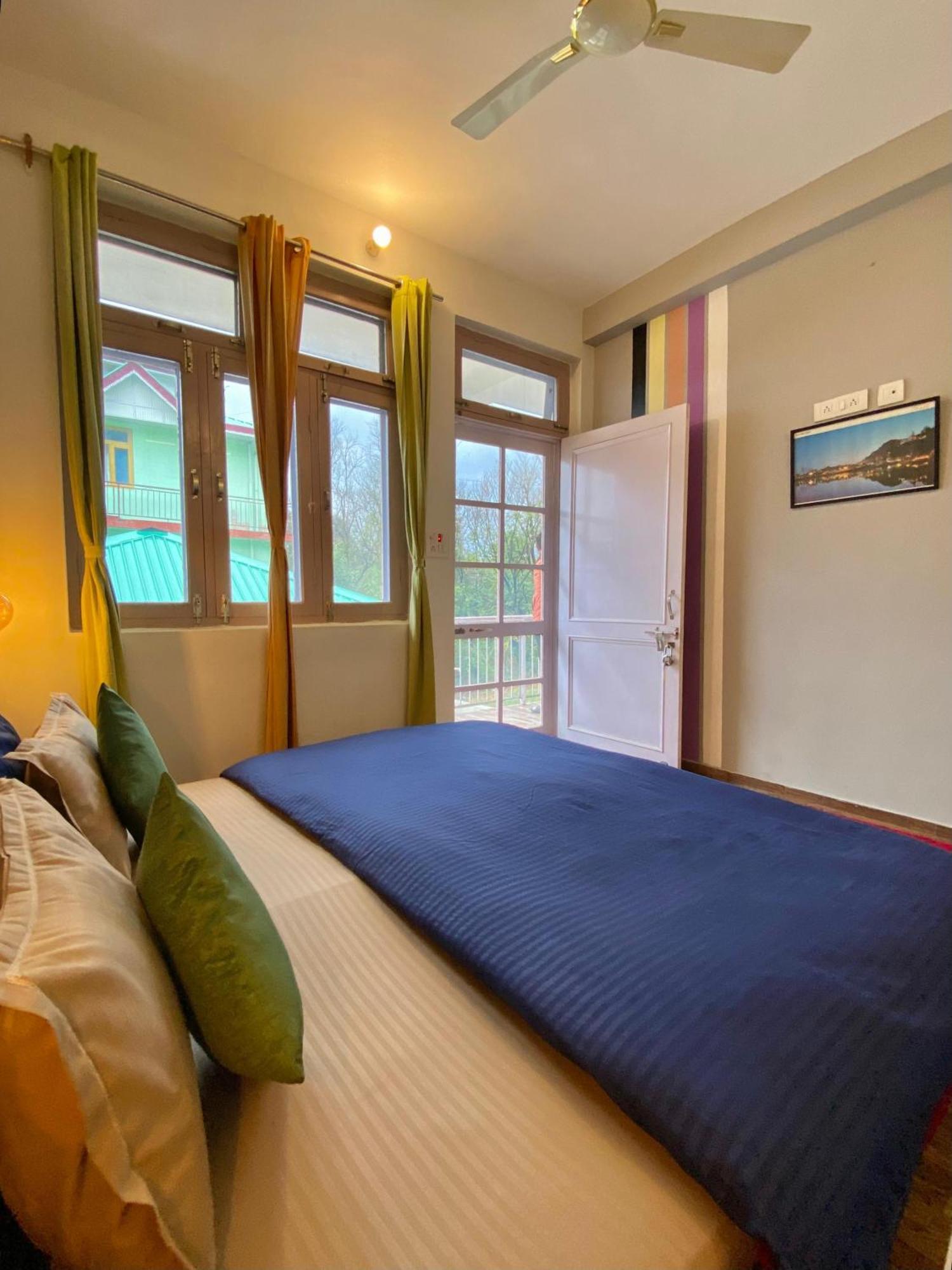 The Trippy Tribe Hostel Bir  Bagian luar foto